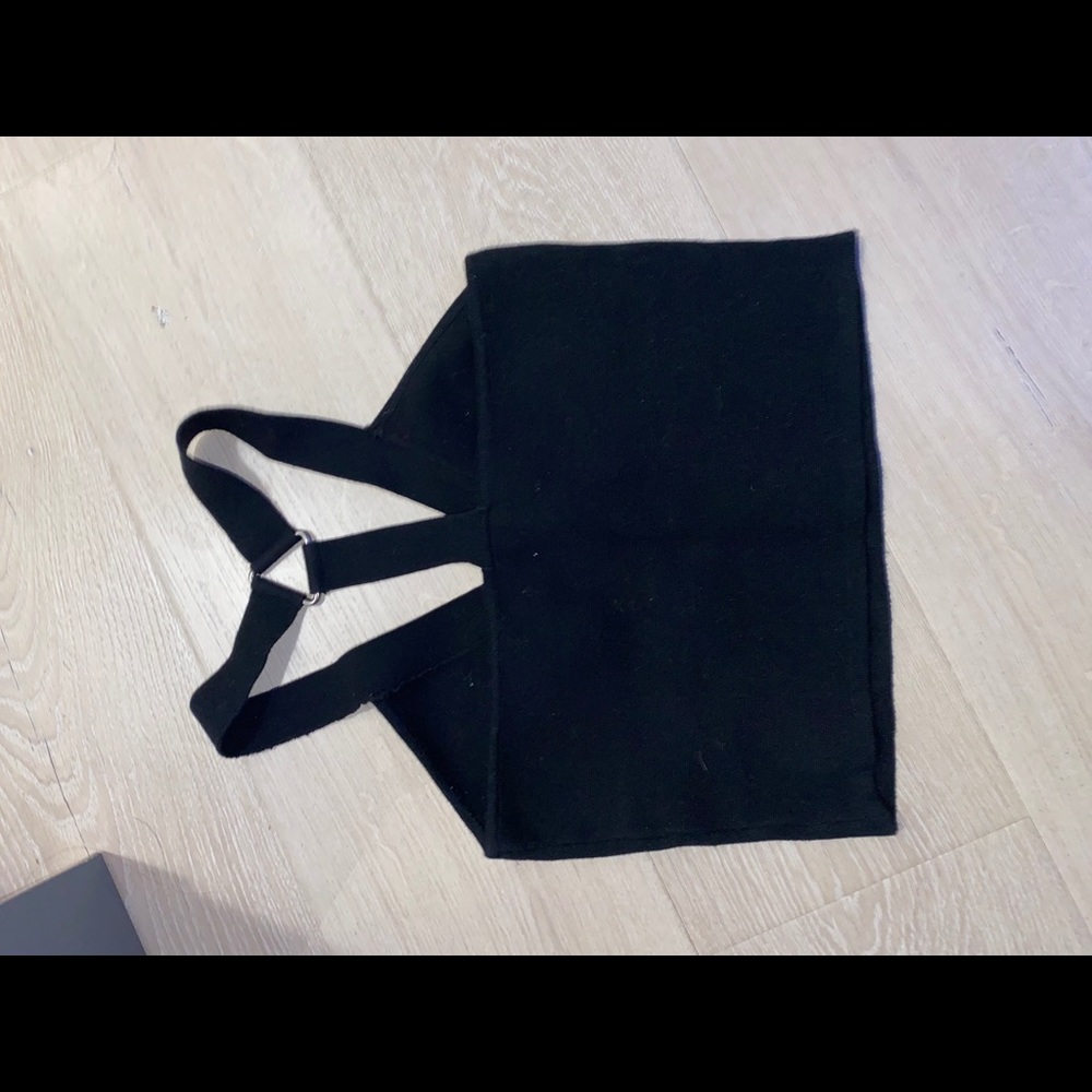 Black crop top